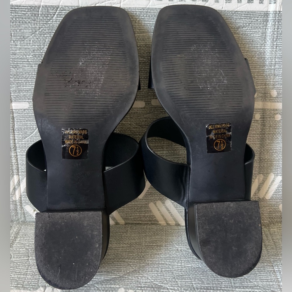 Cityclassified Black Women's Mule Sandals, Size 7.5 - Picture 8 of 8